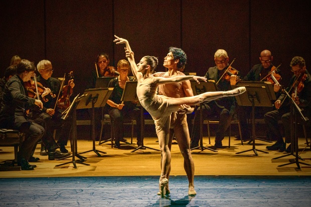 Joshua Bell and Miami City Ballet - Photo by Daniel Azoulay 3